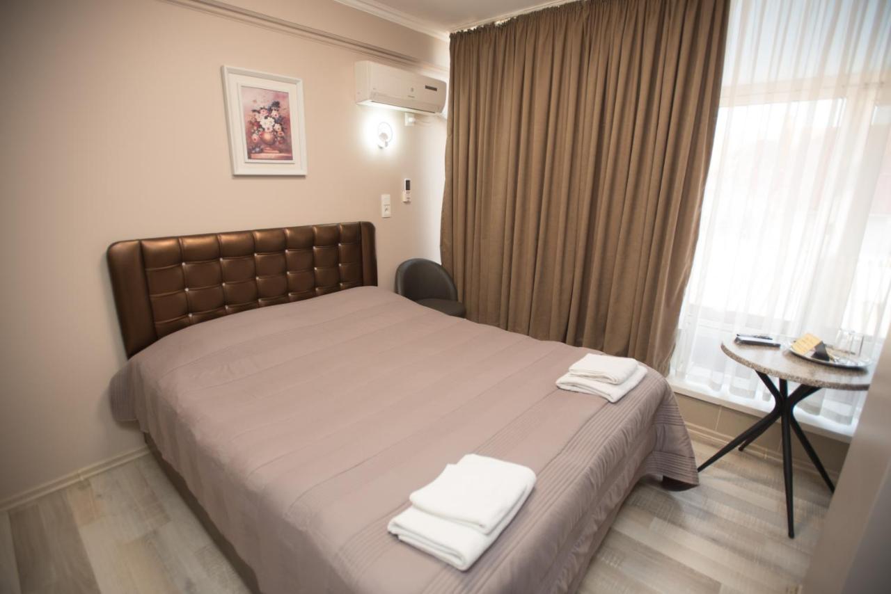 Altin Palace Comrat Extérieur photo