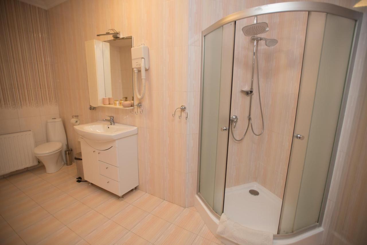 Altin Palace Comrat Extérieur photo