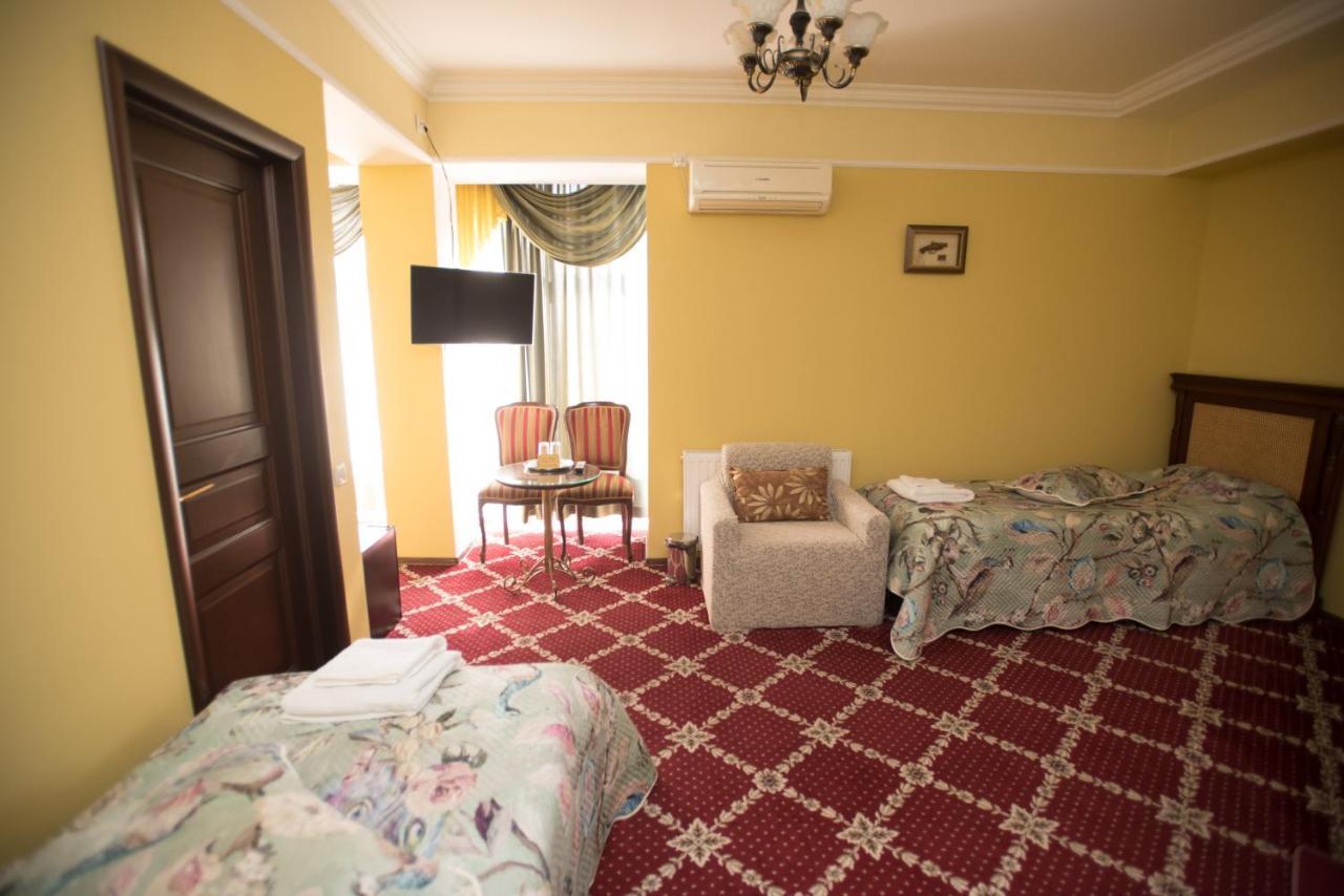 Altin Palace Comrat Extérieur photo