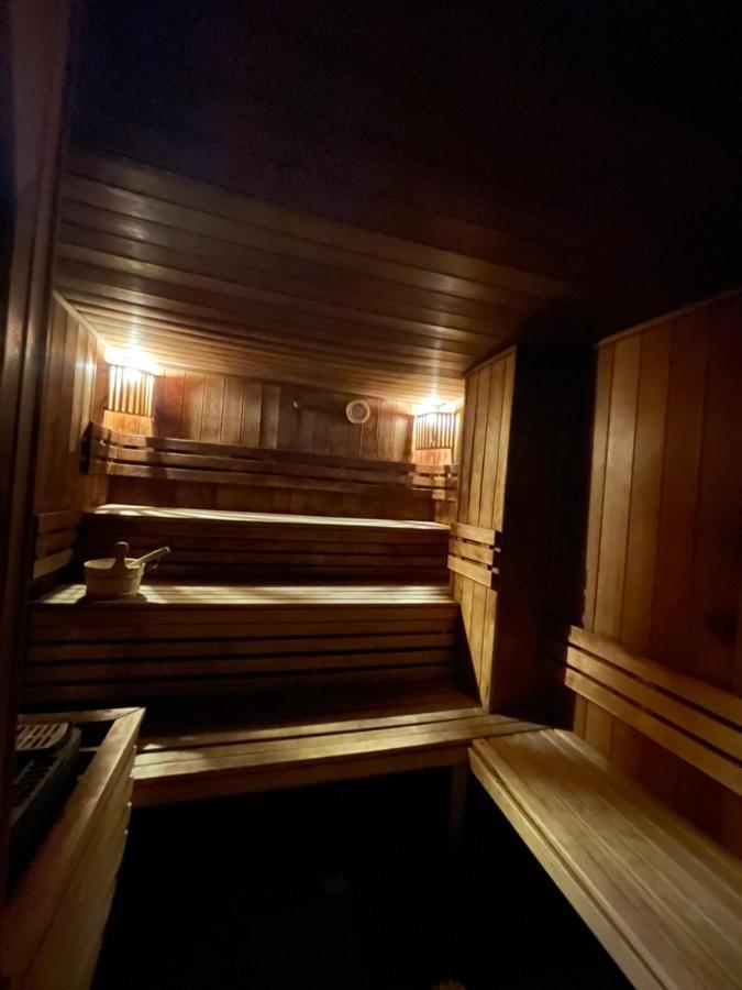 Altin Palace Comrat Extérieur photo